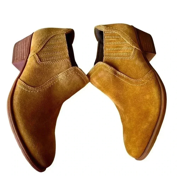 EARTH WOMENS TAN LEATHER PEAK PERU SHORT ANKLE BOOTIES!! - Picture 2 of 9